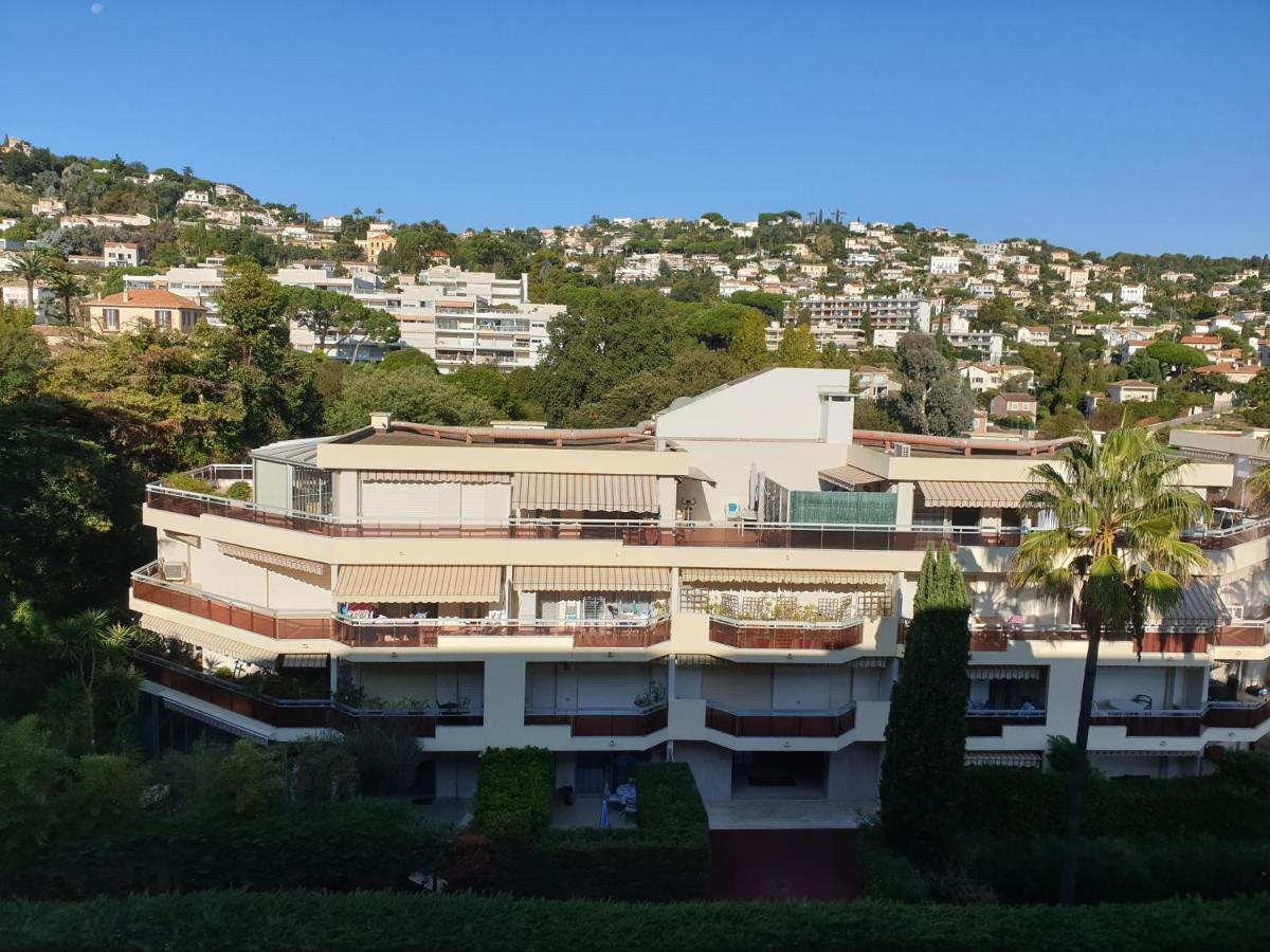 Appart L'Estivaliere Golfe-Juan Exterior photo