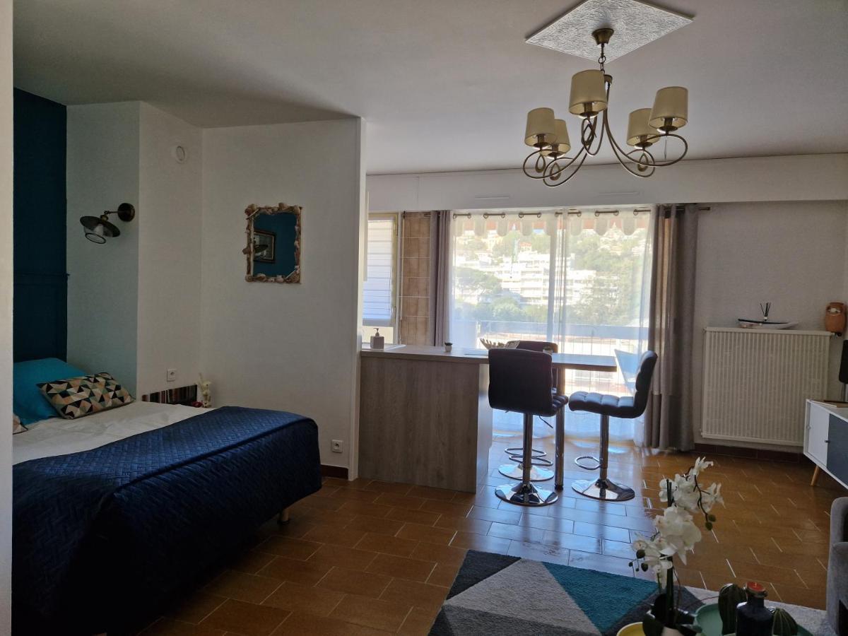 Appart L'Estivaliere Golfe-Juan Exterior photo